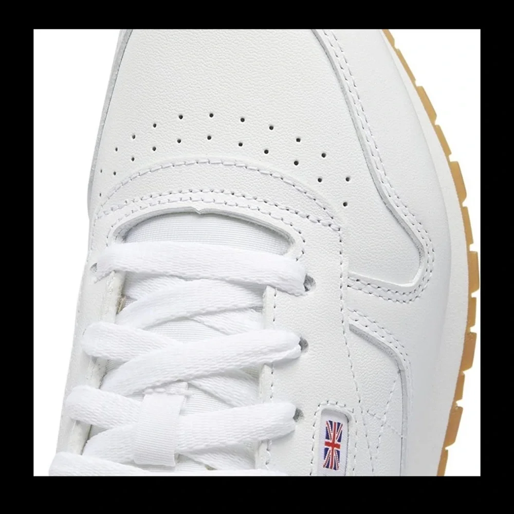 REEBOK‎ WOMENS CLASSIC LEATHER WHITE COURSE A PIED SNEAKER SIZE 11.5